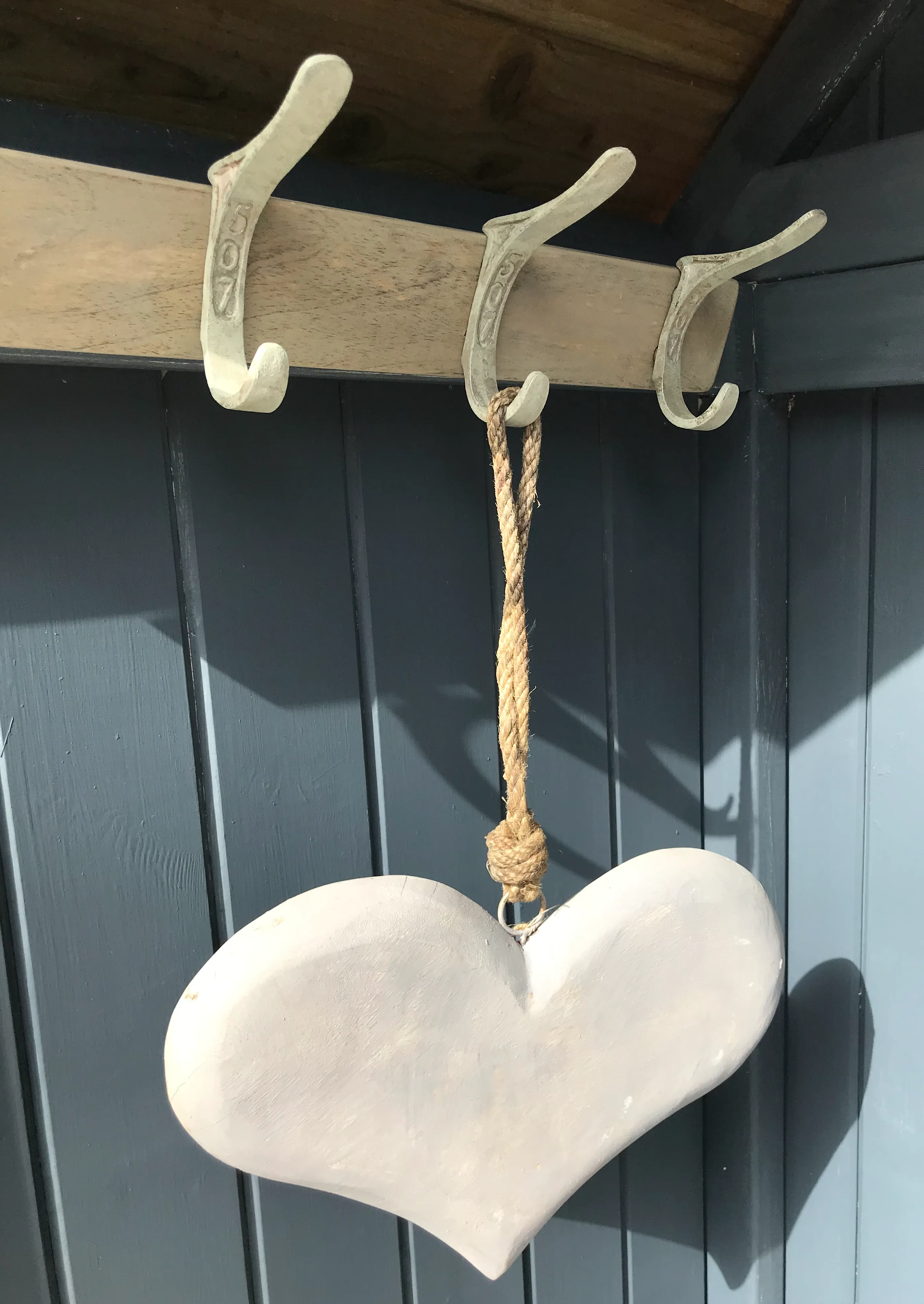 Large Distressed Painted Mango Wood Heart With Rope Hanger