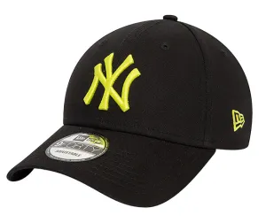 New Era Accessories New York Yankees League Essential Black 9FORTY Adjustable Cap